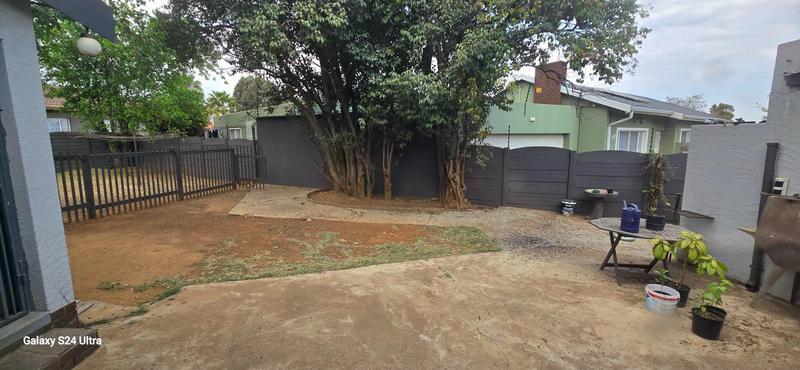 To Let 3 Bedroom Property for Rent in Elspark Gauteng