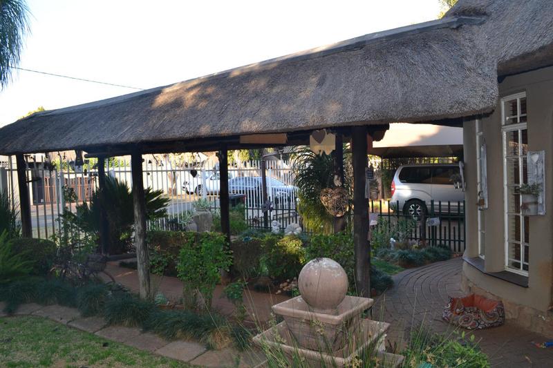 5 Bedroom Property for Sale in Dersley Gauteng