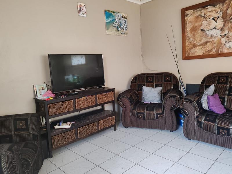 4 Bedroom Property for Sale in Pretoria Gardens Gauteng