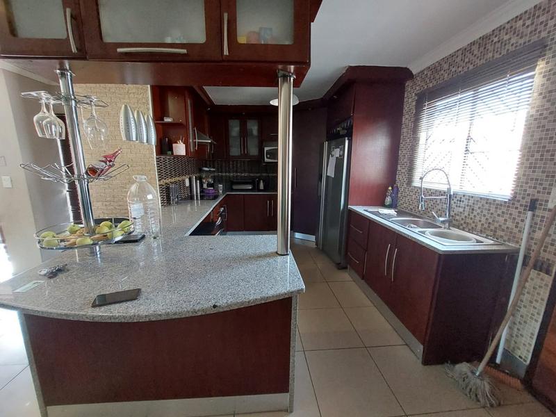 4 Bedroom Property for Sale in Philip Nel Park Gauteng