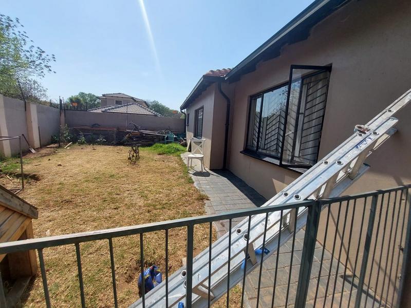 4 Bedroom Property for Sale in Philip Nel Park Gauteng