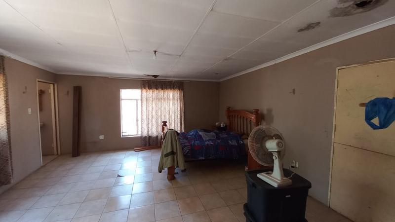 Commercial Property for Sale in Magaliesmoot AH Gauteng