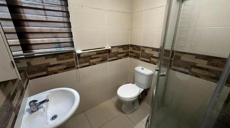 3 Bedroom Property for Sale in Halfway House Gauteng