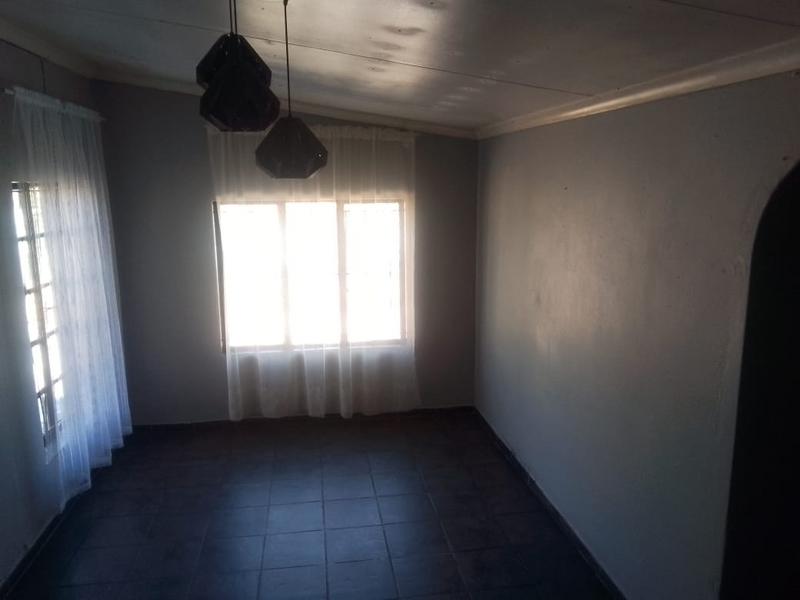 To Let 4 Bedroom Property for Rent in Sonland Park Gauteng