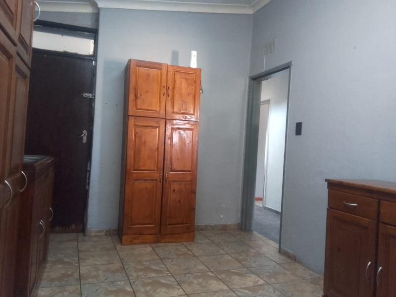 To Let 4 Bedroom Property for Rent in Sonland Park Gauteng