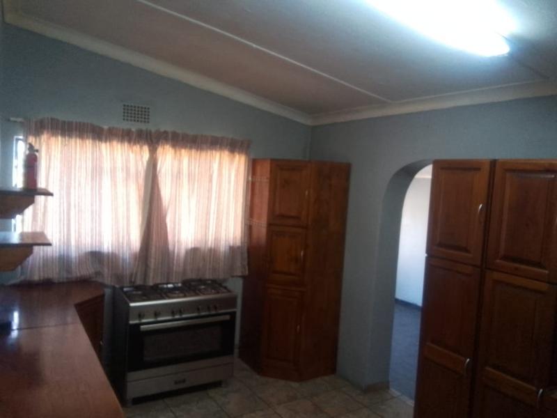 To Let 4 Bedroom Property for Rent in Sonland Park Gauteng