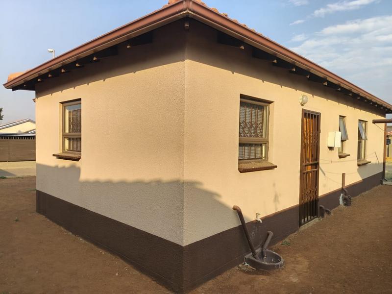 3 Bedroom Property for Sale in Windmill Park Gauteng