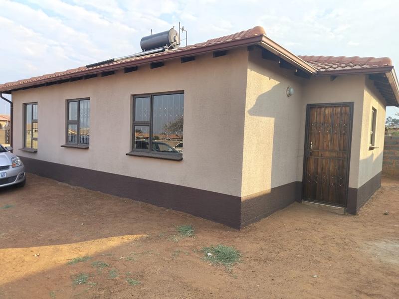 3 Bedroom Property for Sale in Windmill Park Gauteng