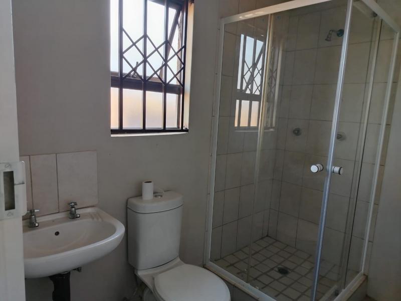 3 Bedroom Property for Sale in Windmill Park Gauteng