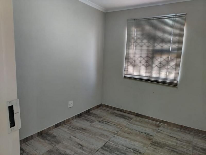 3 Bedroom Property for Sale in Windmill Park Gauteng