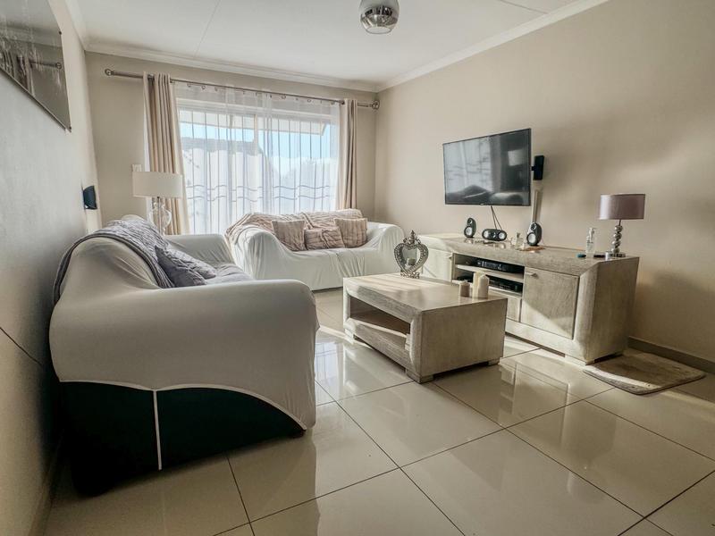 3 Bedroom Property for Sale in Wilgeheuwel Gauteng