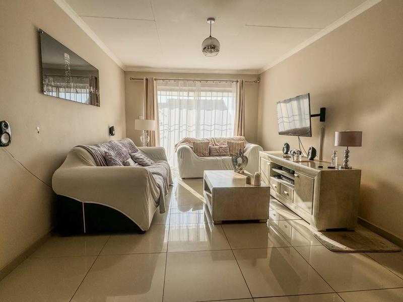 3 Bedroom Property for Sale in Wilgeheuwel Gauteng