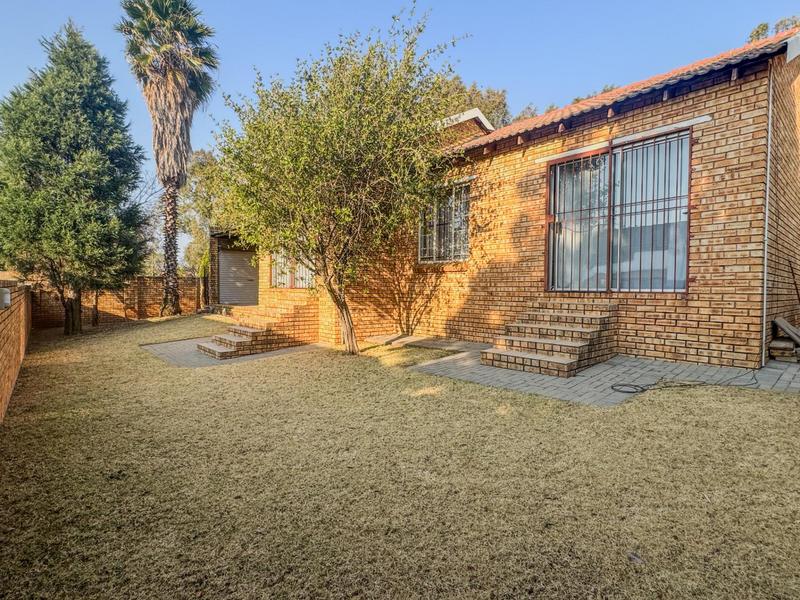 3 Bedroom Property for Sale in Wilgeheuwel Gauteng