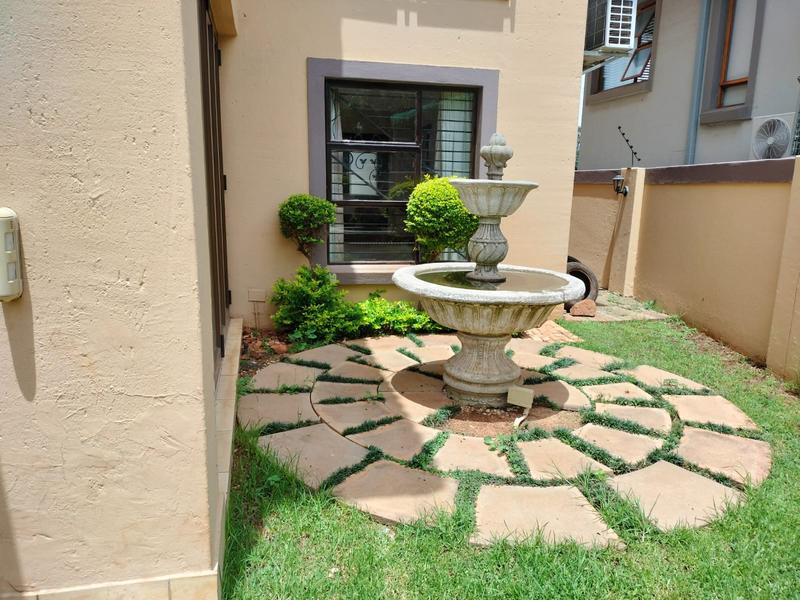 4 Bedroom Property for Sale in Sterrewag Gauteng