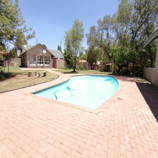 3 Bedroom Property for Sale in North Riding Gauteng