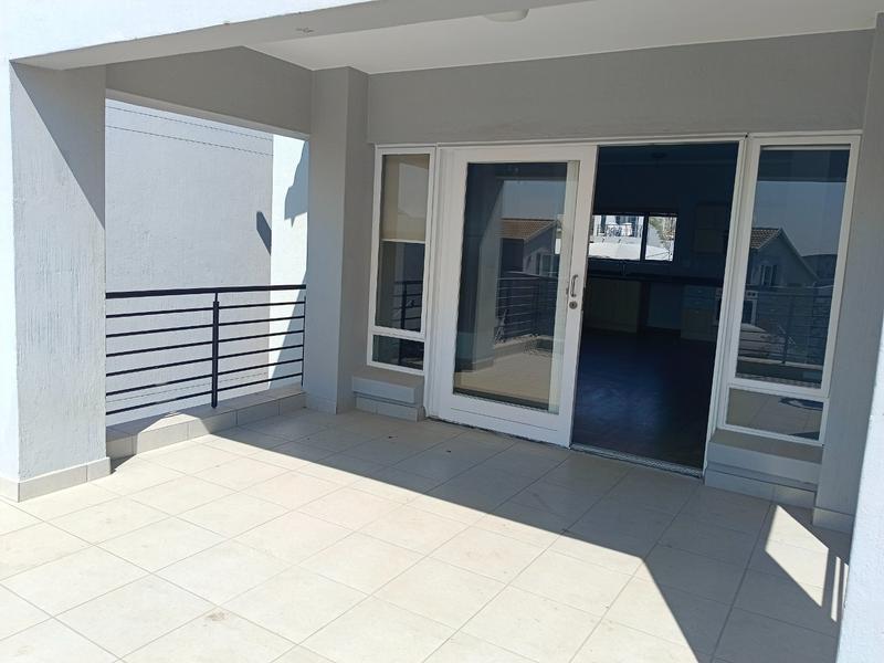 2 Bedroom Property for Sale in Broadacres Gauteng