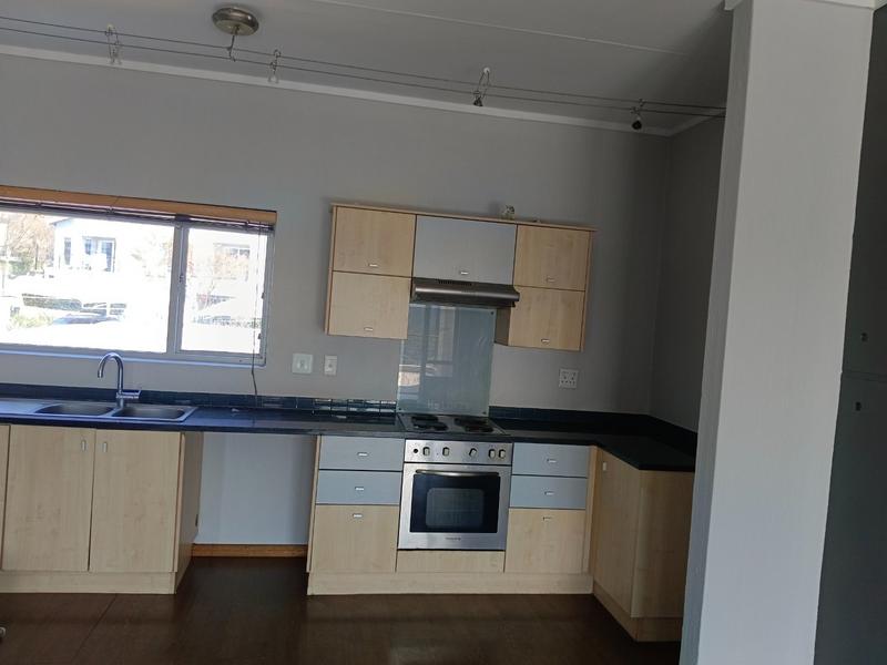 2 Bedroom Property for Sale in Broadacres Gauteng