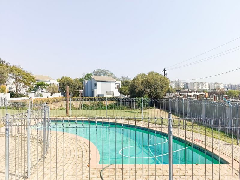 2 Bedroom Property for Sale in Broadacres Gauteng