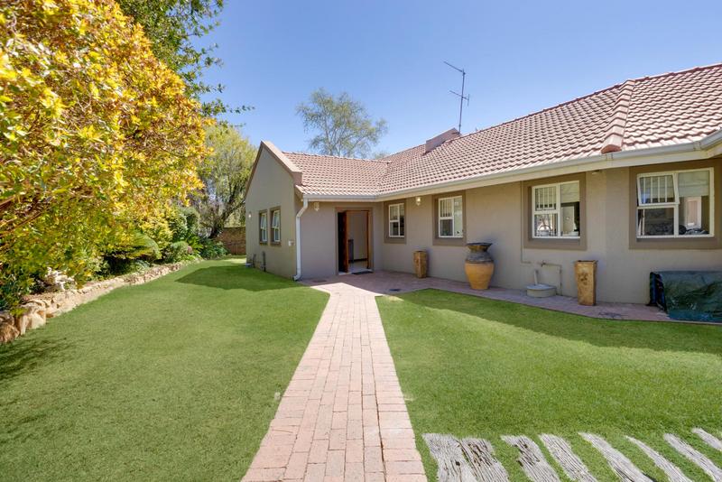 4 Bedroom Property for Sale in Bryanston Gauteng