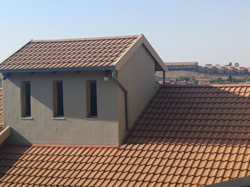 5 Bedroom Property for Sale in Kenmare Gauteng