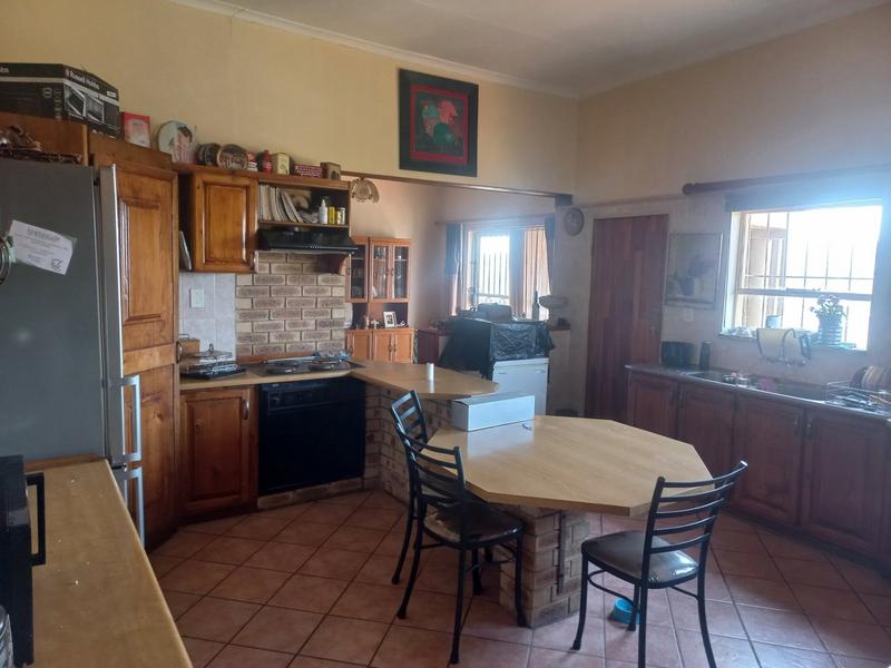 5 Bedroom Property for Sale in Kenmare Gauteng