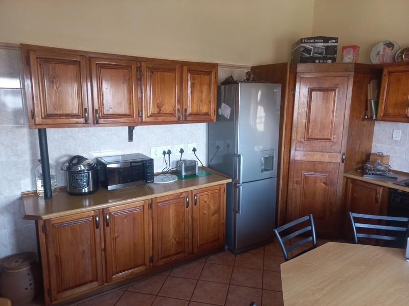 5 Bedroom Property for Sale in Kenmare Gauteng