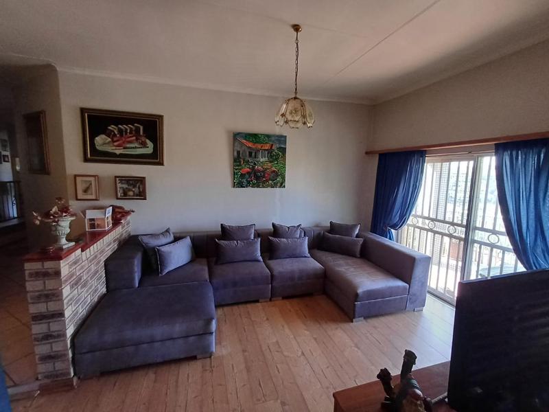 5 Bedroom Property for Sale in Kenmare Gauteng