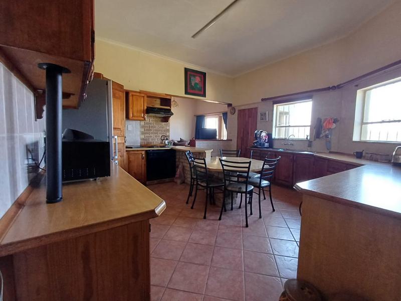 5 Bedroom Property for Sale in Kenmare Gauteng