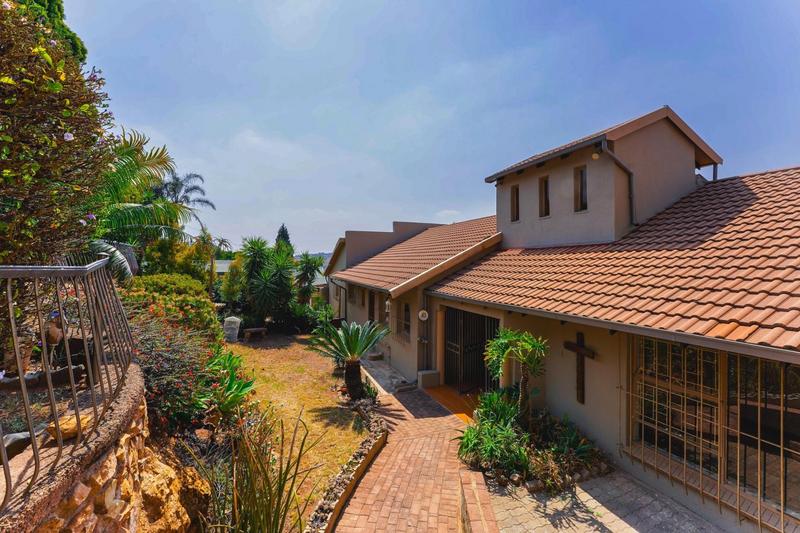 5 Bedroom Property for Sale in Kenmare Gauteng