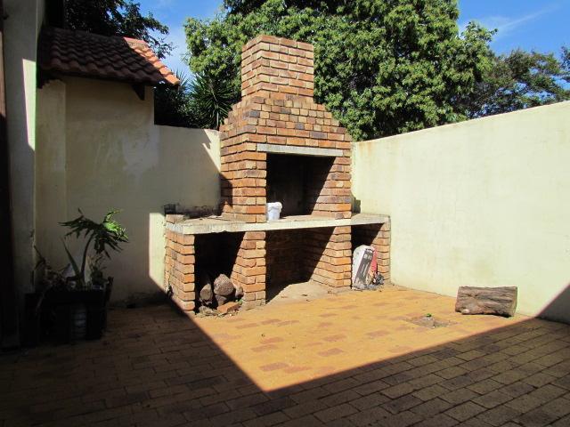 To Let 4 Bedroom Property for Rent in Valhalla Gauteng