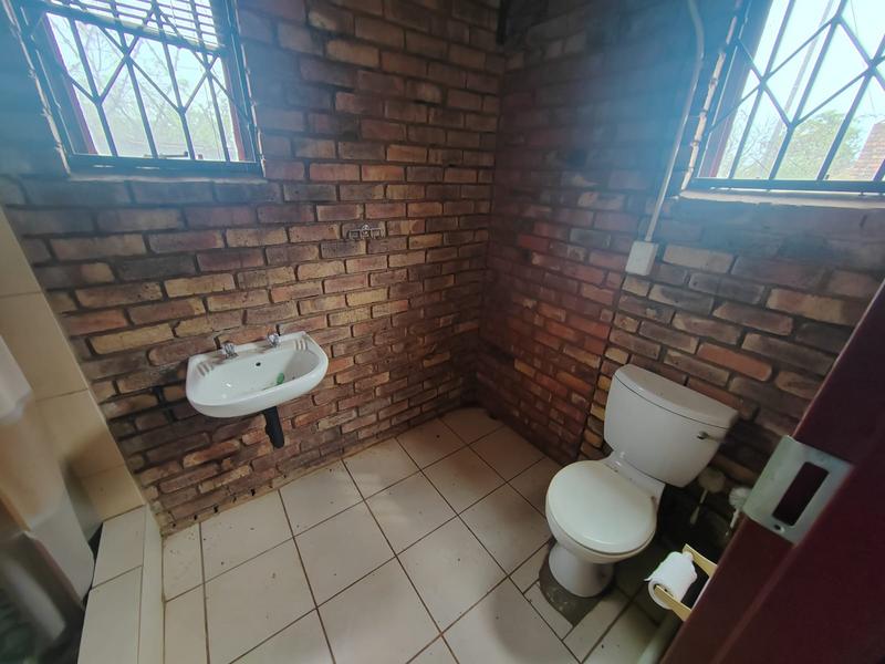 2 Bedroom Property for Sale in Dorandia Gauteng