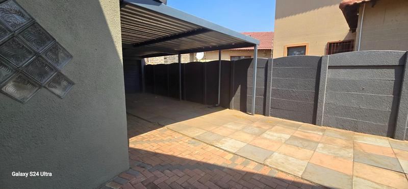 4 Bedroom Property for Sale in Van Dyk Park Gauteng