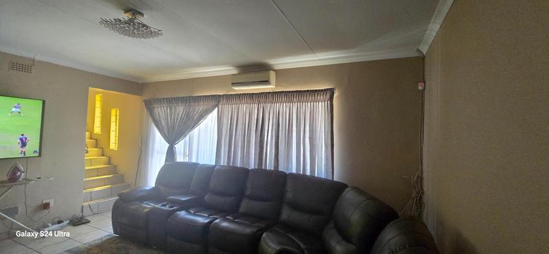 4 Bedroom Property for Sale in Van Dyk Park Gauteng