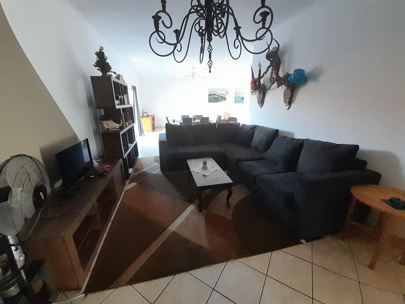 2 Bedroom Property for Sale in Rooihuiskraal North Gauteng