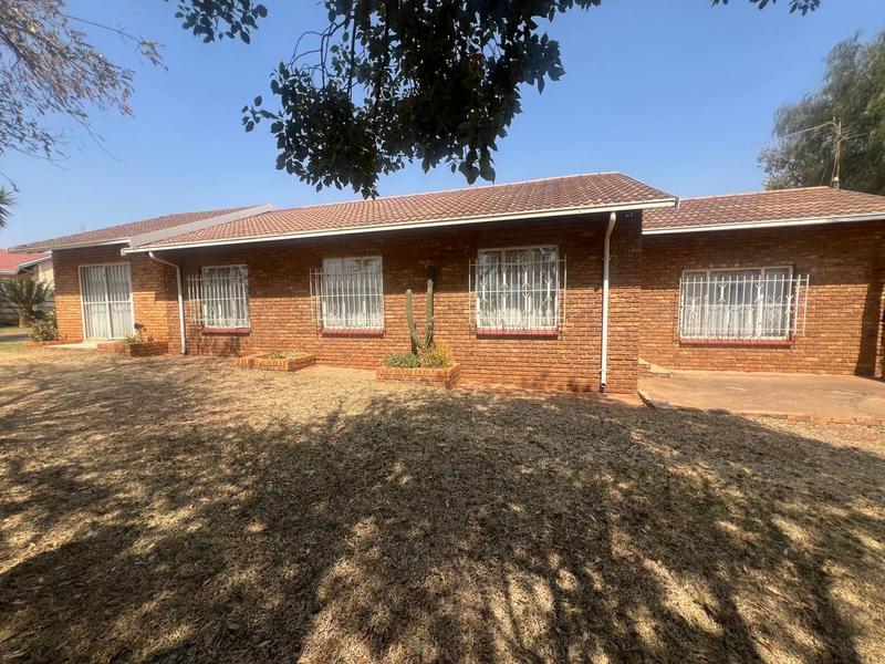 3 Bedroom Property for Sale in Greenhills Gauteng