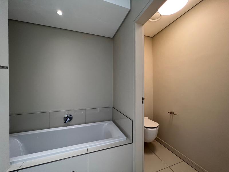 To Let 2 Bedroom Property for Rent in Rosebank Gauteng