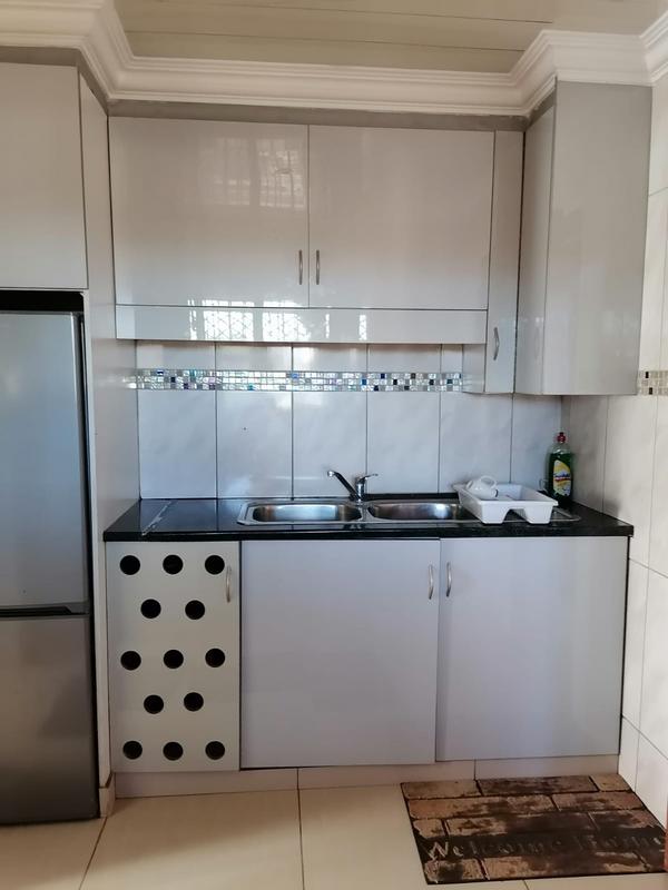 To Let 3 Bedroom Property for Rent in Moleleki Gauteng