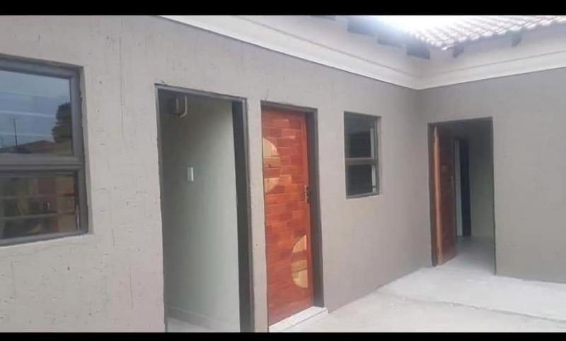 To Let 1 Bedroom Property for Rent in Tokoza Gauteng