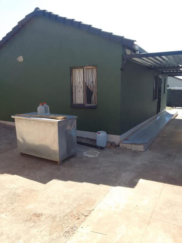 3 Bedroom Property for Sale in Protea Glen Gauteng