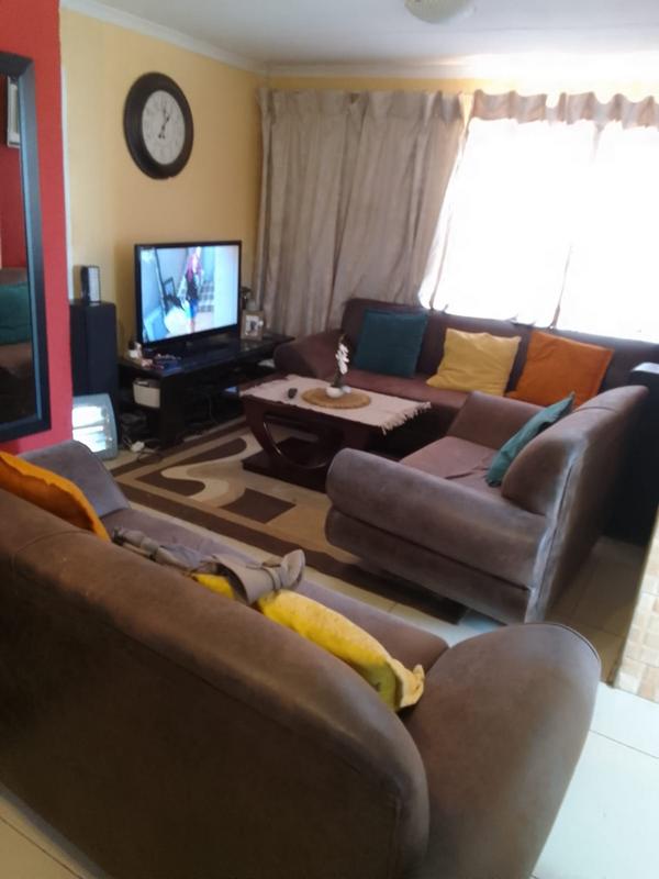 3 Bedroom Property for Sale in Protea Glen Gauteng