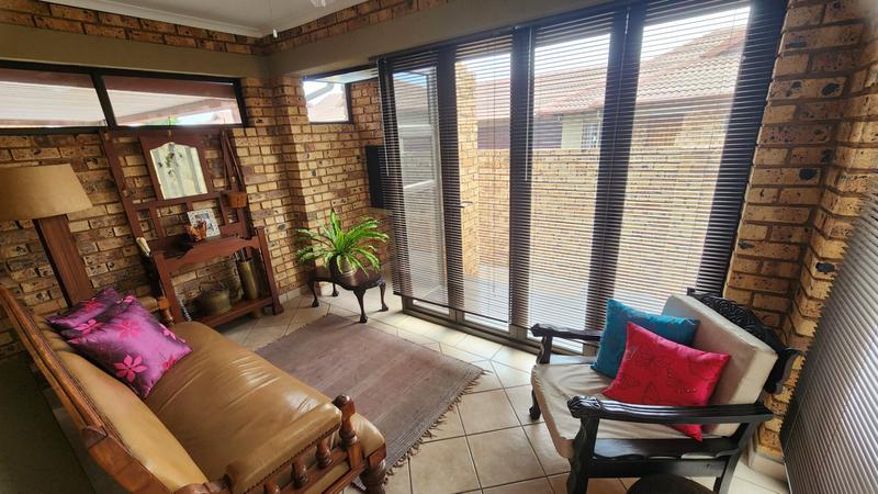 3 Bedroom Property for Sale in Sinoville Gauteng