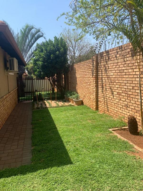 3 Bedroom Property for Sale in Sinoville Gauteng