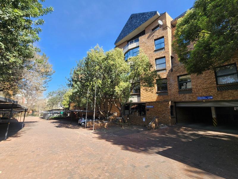 To Let commercial Property for Rent in Die Hoewes Gauteng