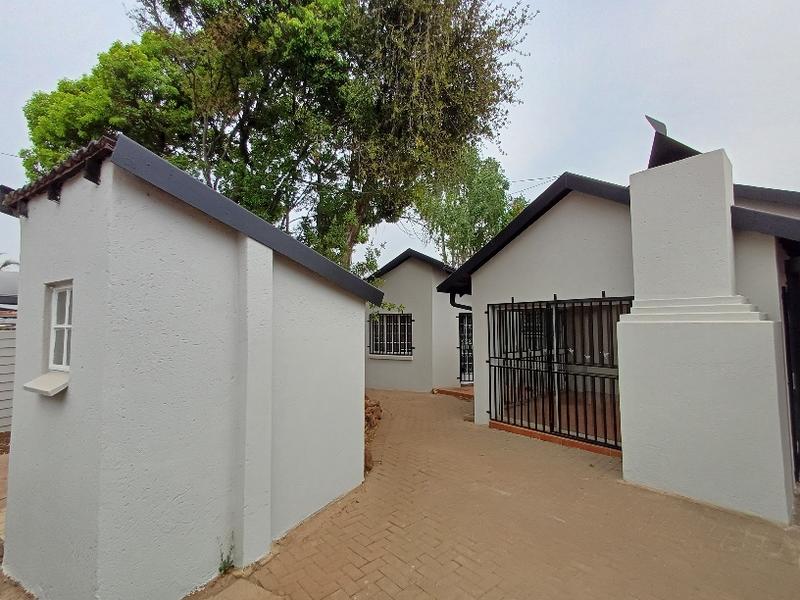 To Let commercial Property for Rent in Doringkloof Gauteng