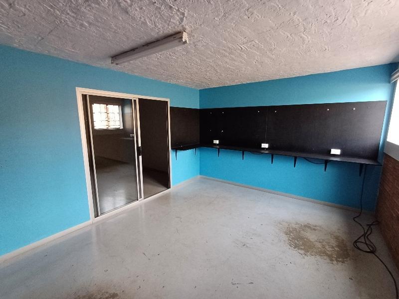 Commercial Property for Sale in Hennops Park Industrial Gauteng