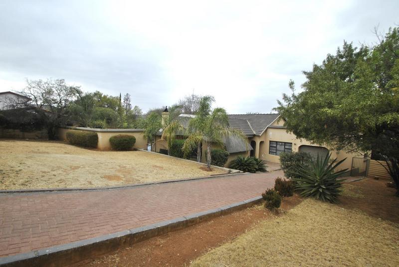 3 Bedroom Property for Sale in Kibler Park Gauteng