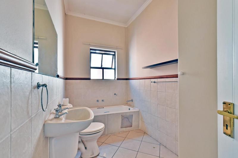 2 Bedroom Property for Sale in Bryanston Gauteng