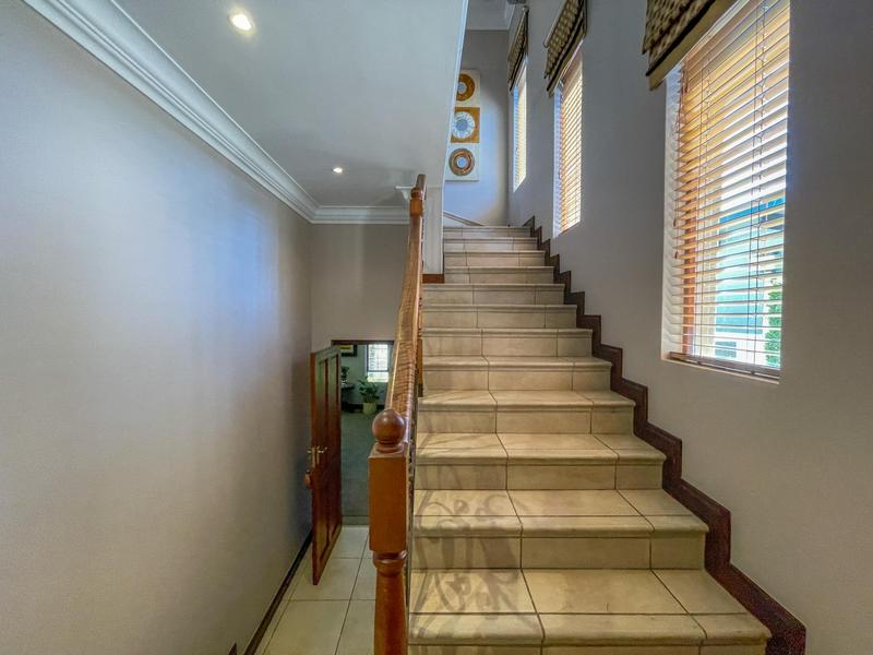 5 Bedroom Property for Sale in Midstream Estate Gauteng