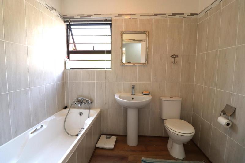 2 Bedroom Property for Sale in Noordhang Gauteng