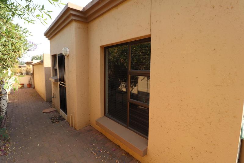 2 Bedroom Property for Sale in Noordhang Gauteng